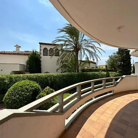 Cargols De Mar Villa Empuriabrava Exterior photo